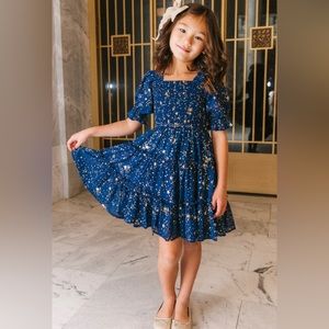 Ivy City Co Mini Starry Dress Night size 4/5t
